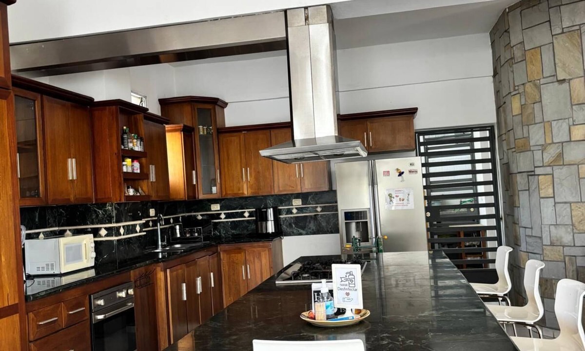 Santiago Province Hostel | Hostal Francia