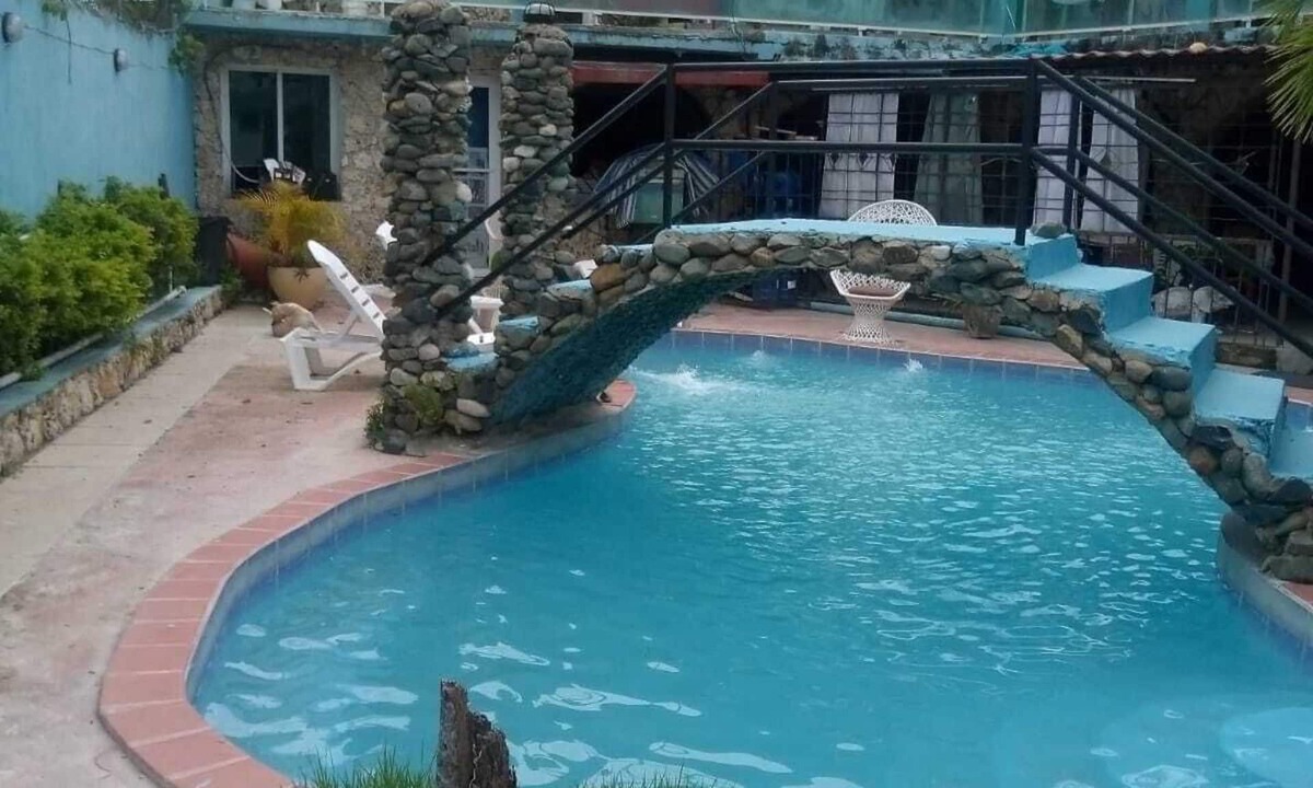 Reparto Ibarra Hotel | Hotel Castello Italiano