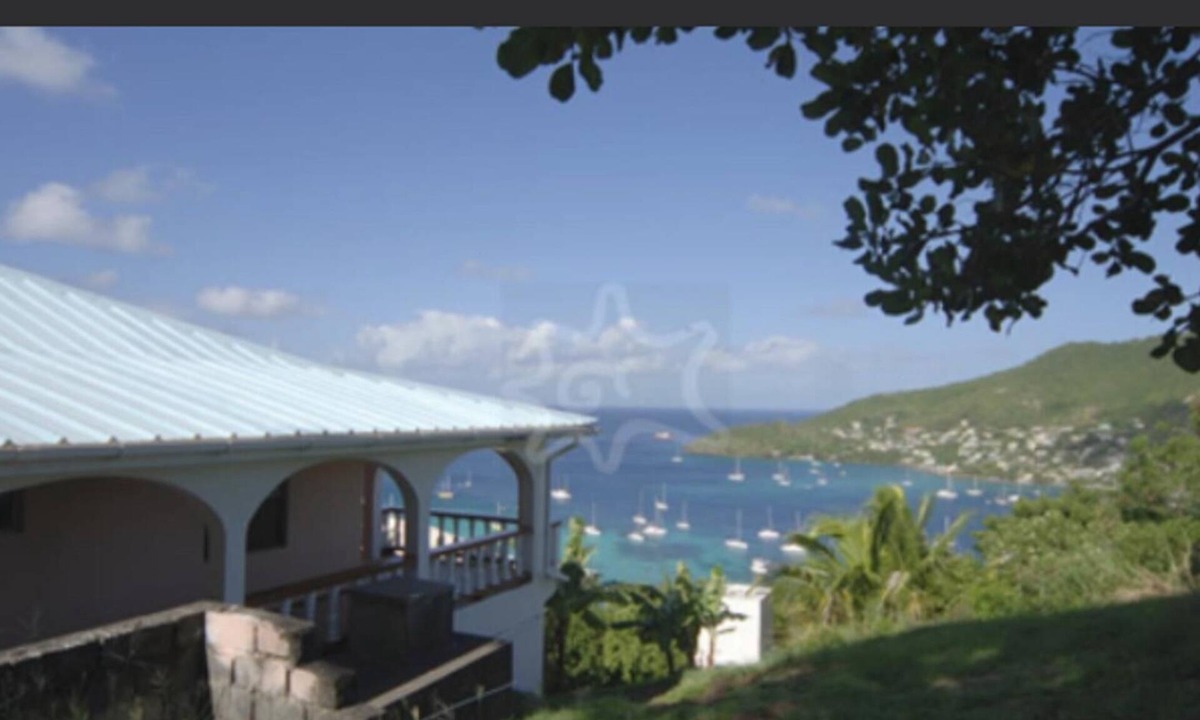 Bequia Island House | Immaculate 3 Bed Villa Overlooking Admiralty Bay