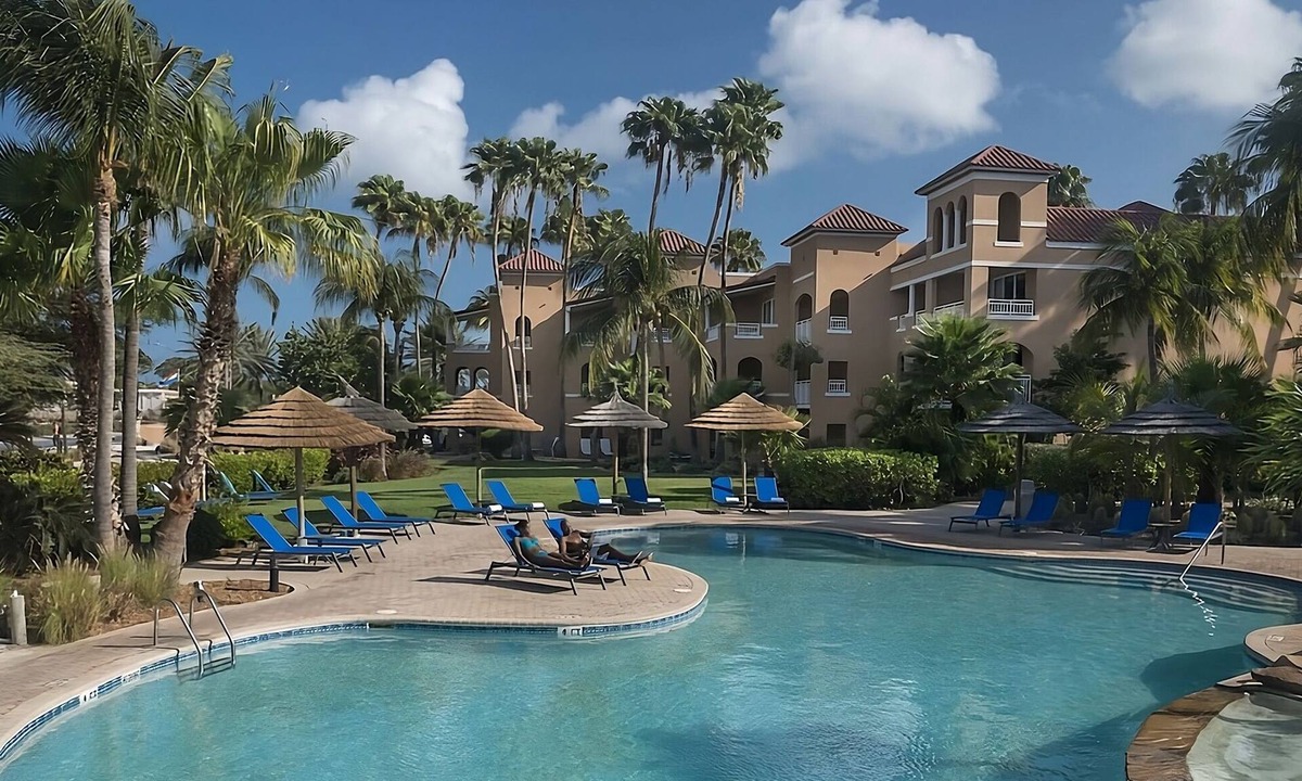 Oranjestad-West Hotel | Immerse In Studio Suite With Free Parking, Pets Welcome, Steps To Manchebo Beach