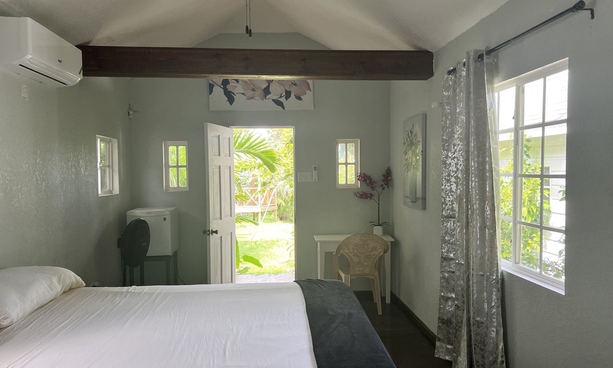 Moore Town Hotel | Jamaica Colors Eco-Retreat Hotel and Spa
