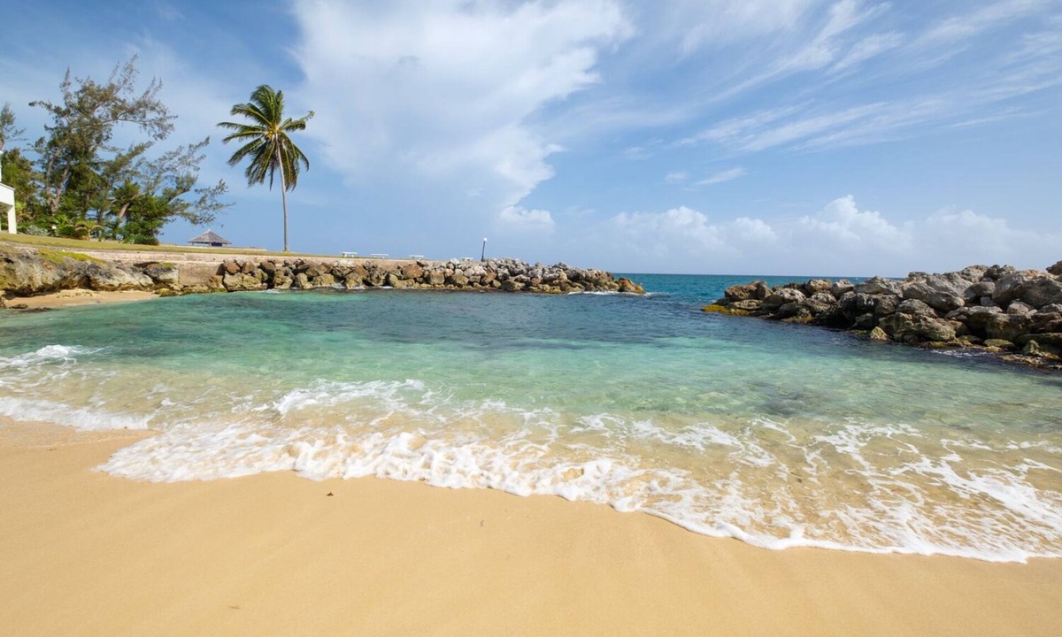 Tower Isle Condo | JamaicaTime Driftwood Sea Palms · Ultimate 3BR Condo Ocho Rios Beach Front Pool