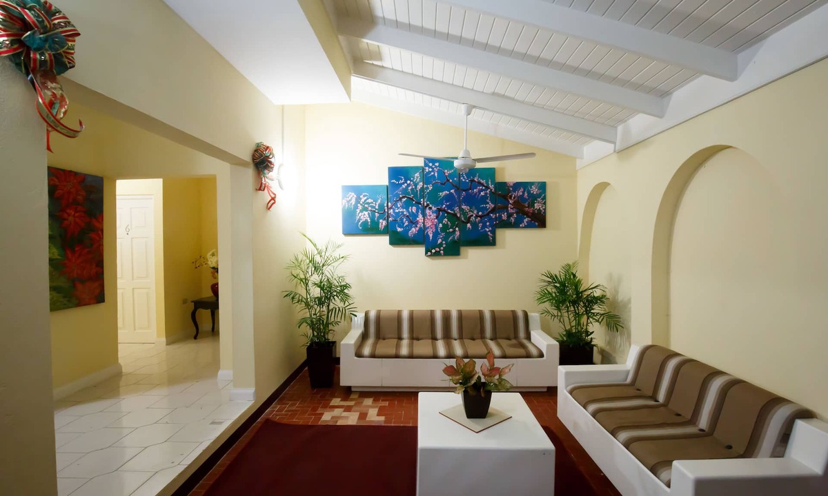 Beverly Hills Hotel | Jasmine Inn