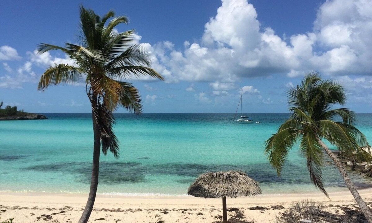 Rainbow Bay House | Key Lime Cottage 2 Bedroom Home