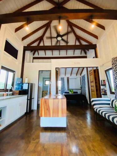 Caribbean Way House | La Vida Belize - Casita