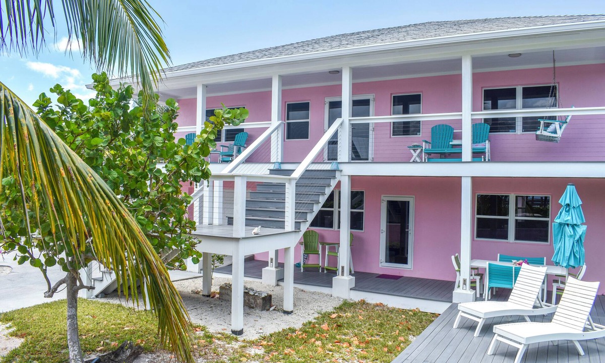 Green Turtle Estates House | Lillian's Bungalows - Ocean View Villa