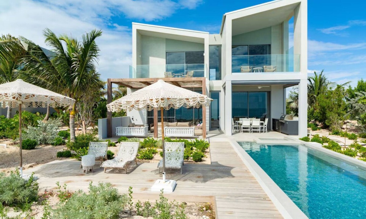 Long Bay Hills Hotel | Long Bay Gem | Oceanfront Villa w/Pool & Lagoon Access | Amazing Marine Life