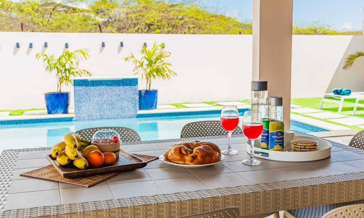 San Nicolas Zuid House | Lord's Suites