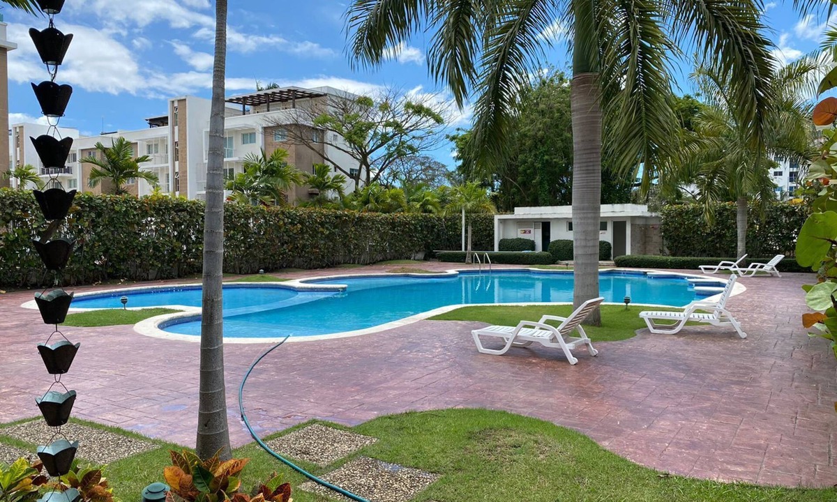 Llanos de Gurabo I Condo | Lovely First Floor Condominium, 5 minutes away from all stores