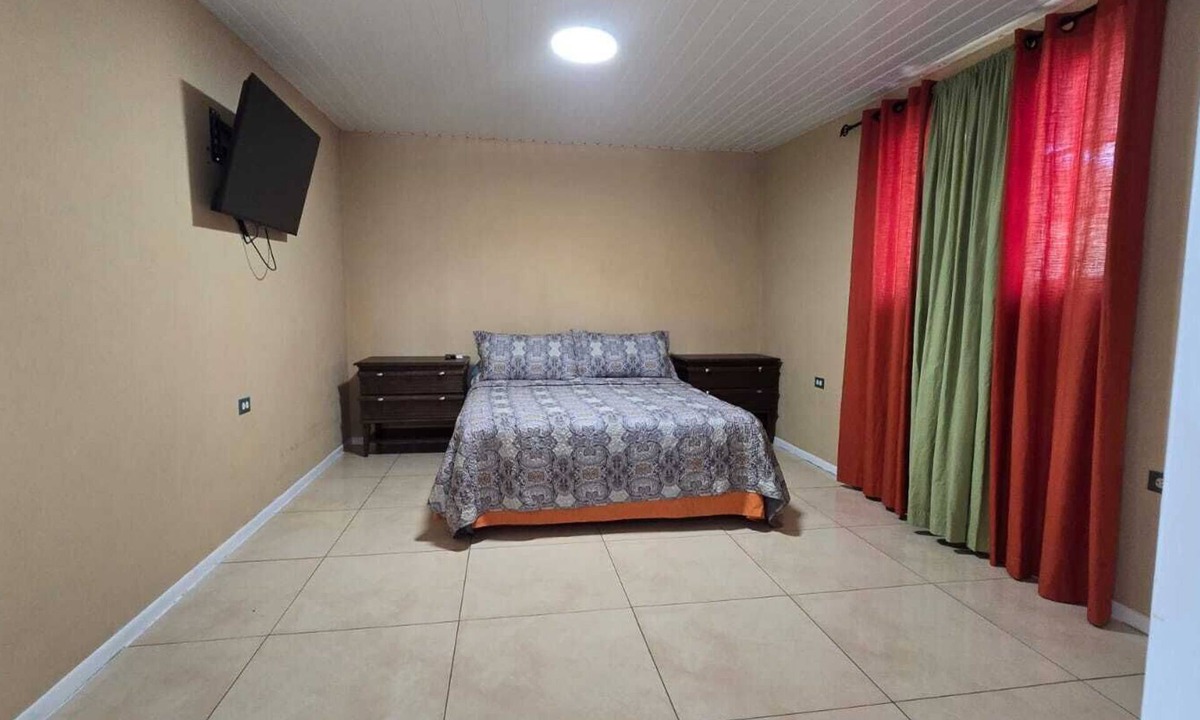 San Nicholas Noord Apartment | Lovely 1-bedroom apartment with AC in charming San Nicolas