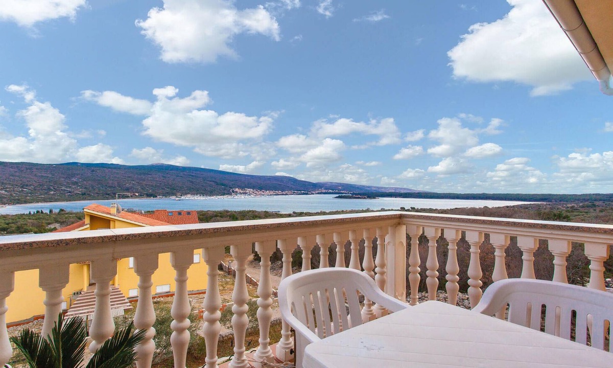 Kornic Apartment | Lovely apartment in Kornic with WiFi