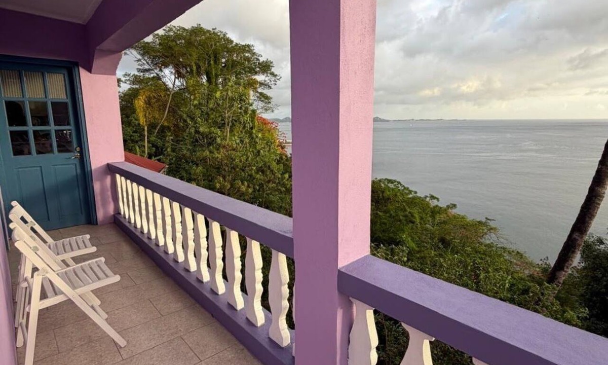 St. George's Apartment | Lovely new 1-bed apartment in St. George's near beach, Underwater Sculpture Park