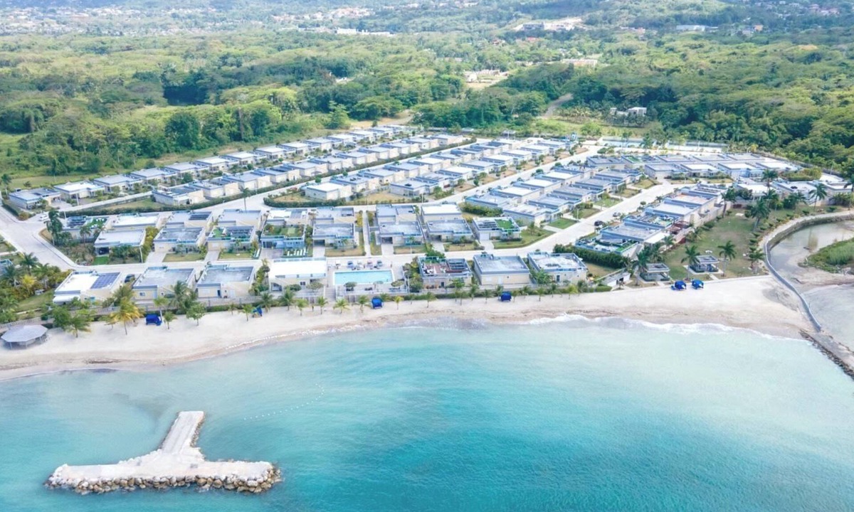 St. Ann's Bay House | Luxurious 3BR 3Bath Beach Villa with private Chef Service