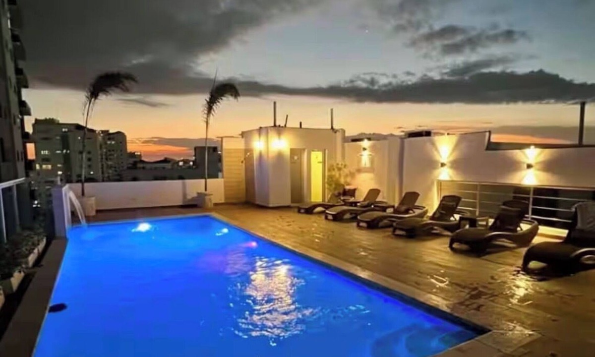 Sarasota Apartment | Luxury 1BR in Bella Vista Pool, Gym, Parking, Private Balcony