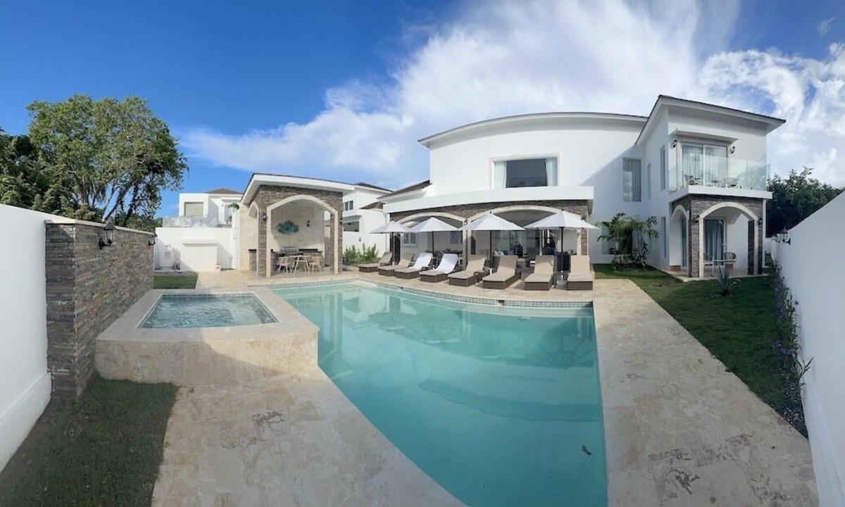 Puerto Plata Villa | Luxury 4-Bedroom Villa Park #12 - Real Estate Green-band All-Inclusive