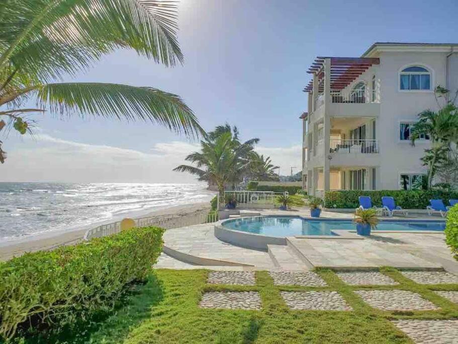 Cabarete Apartment | Luxury beachfront Playa Ventosa Condo