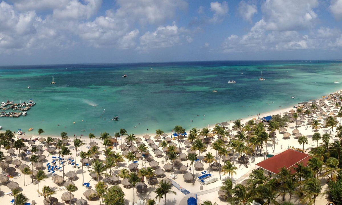 Palm Beach Resort | Marriott Aruba Surf Club - Our Huge 2 Bedroom Ocean View Unit Sleeps 8