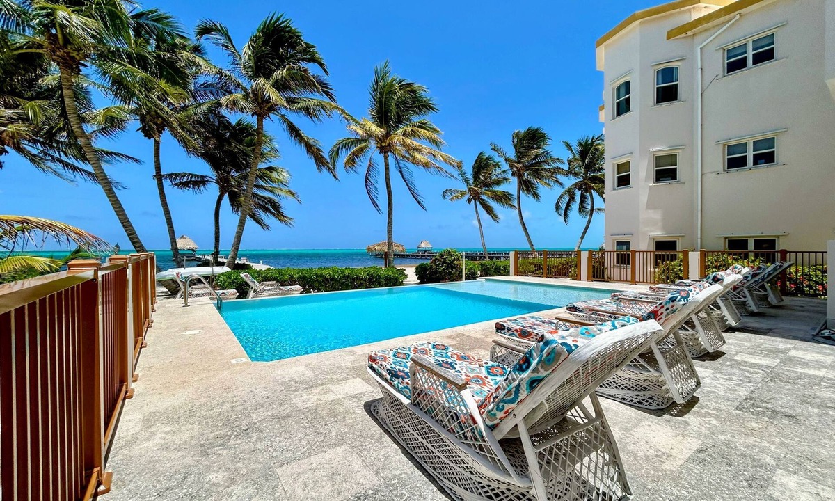 San Pedro Apartment | Miramar Villas Resort