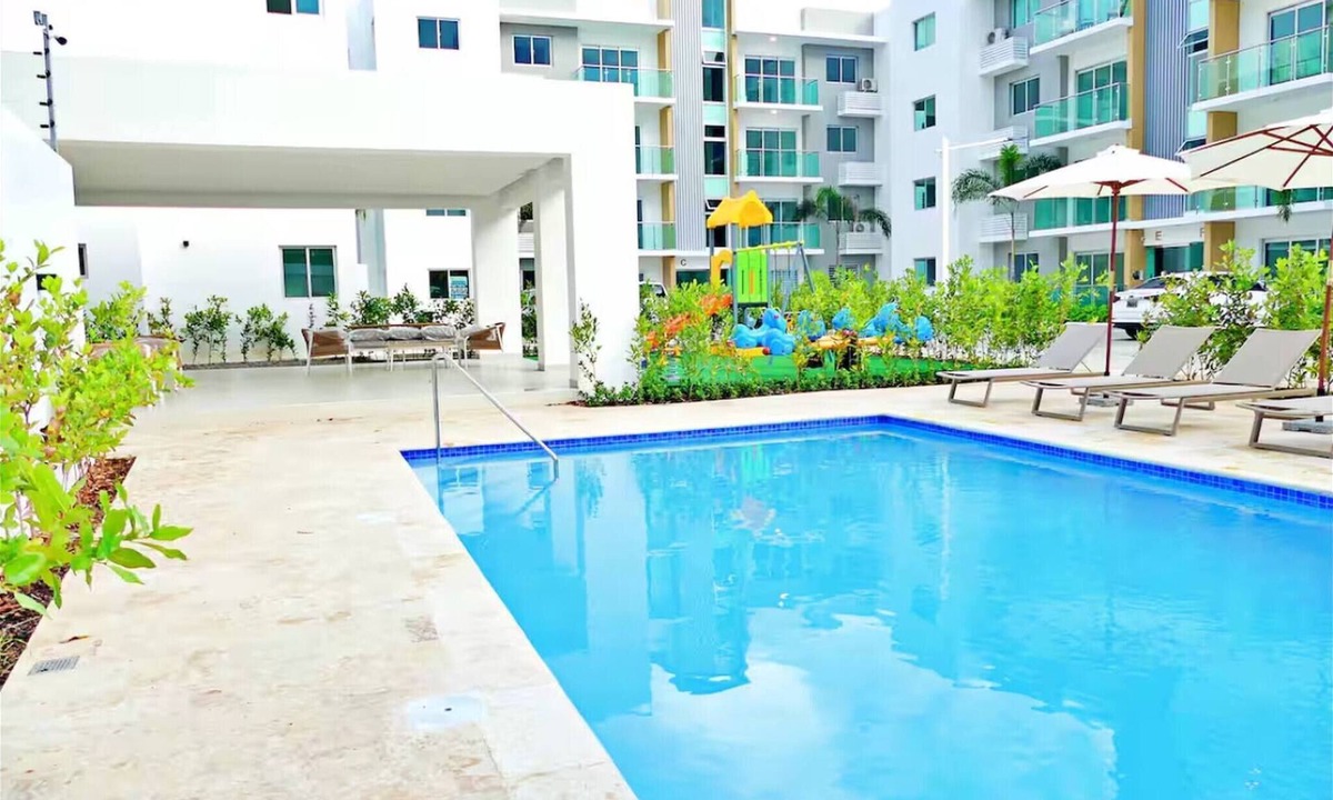 Santiago Province Apartment | Modern Rooftop Penthouse Private Jacuzzi for 12