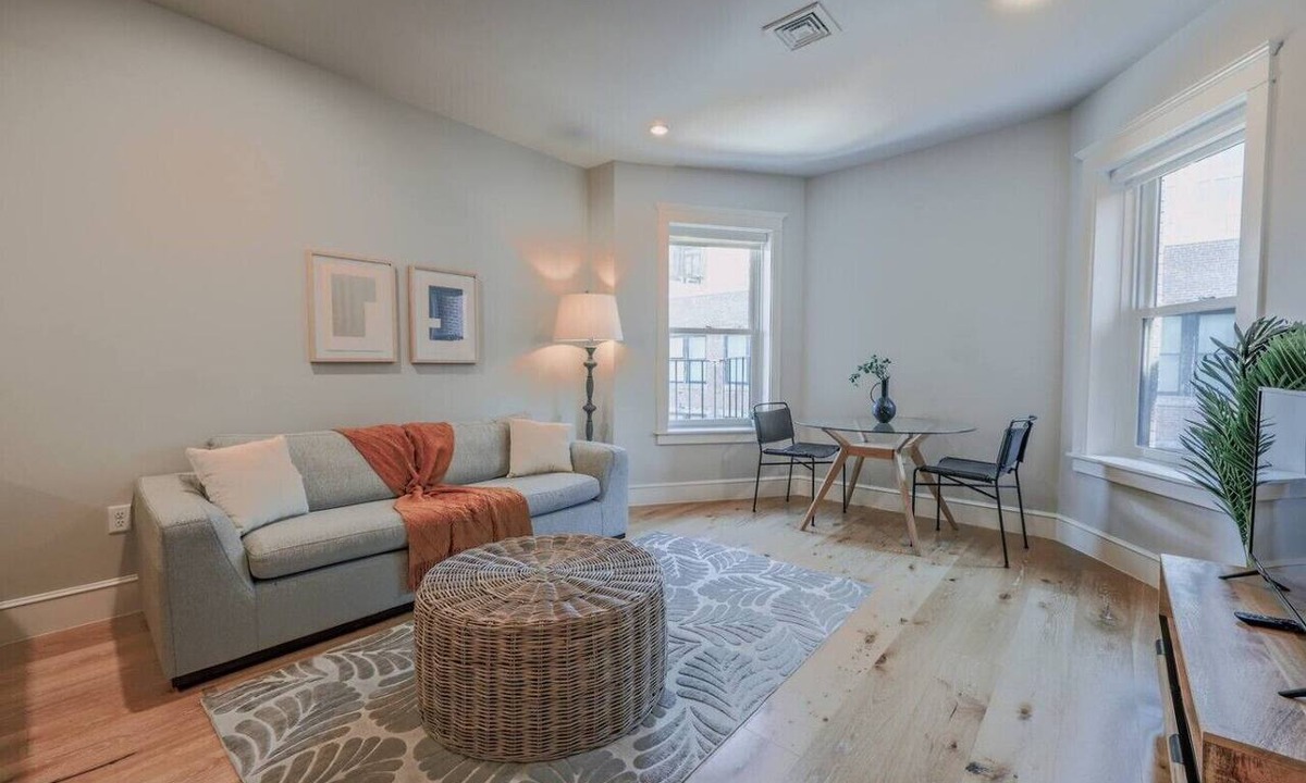 Back Bay Apartment | Modern 1bed/1bath in Back Bay