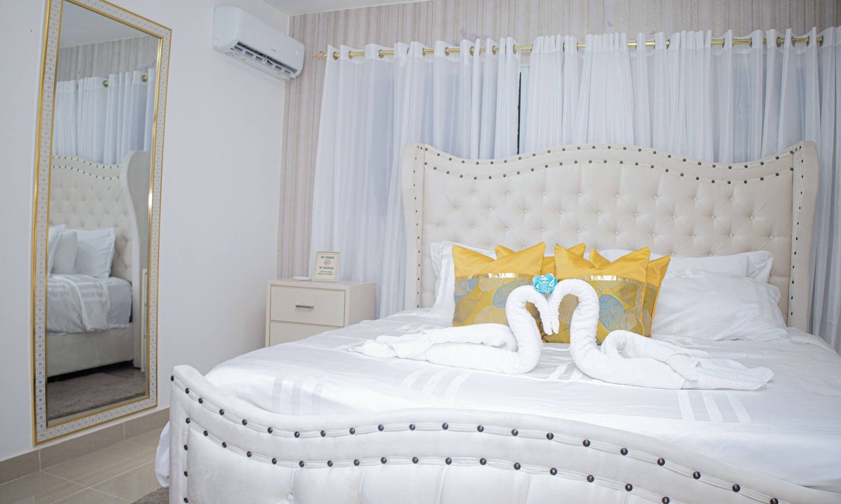 La Vega Province Apartment | Modern 3BR Condo Safe Area + Free Parking