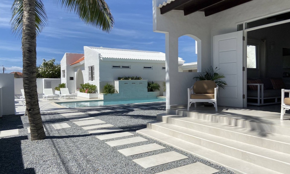 Palm Beach Apartment | Movida InnAruba~Amazing MainHouse close Palm Beach