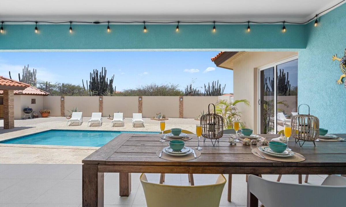 Boroncana House | NEW 3BR 2BA Private Villa with Spacious Garden