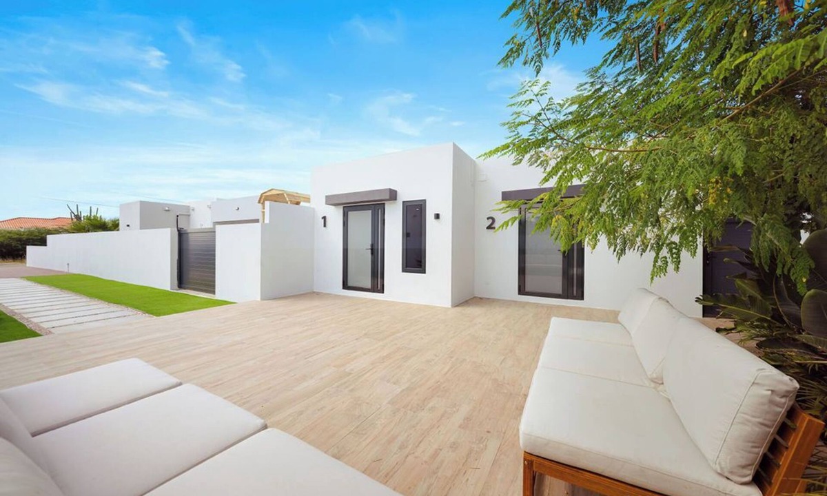 Bubali Apartment | NEW Studio w/Private Pool Patio Close to Beach