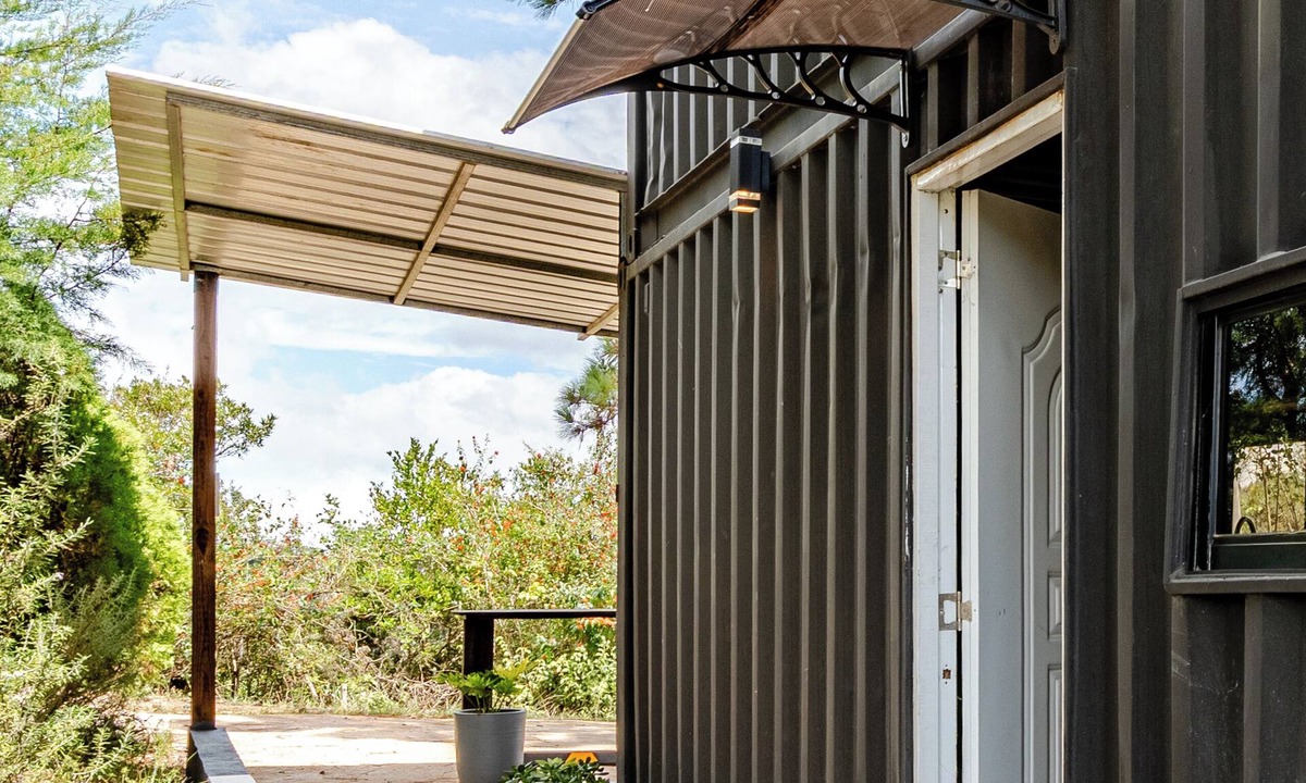 Constanza Cabin | Nido Alto in Constanta, Container house in the highlands