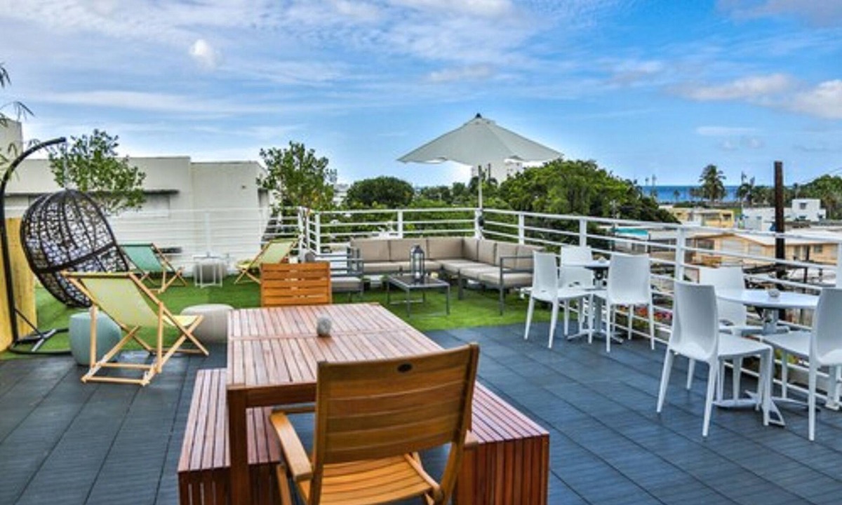 Santurce Hostel | Nomada Urban Beach Hostel - Adults Only