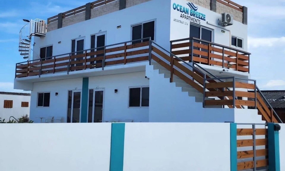 Oranjestad-West Apartment | Ocean Breeze Apt #2 - 1BR 2Beds with pool