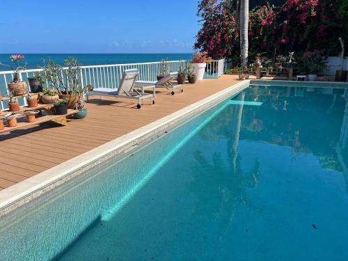 Dickenson Bay Villa | Ocean Garden Studio I