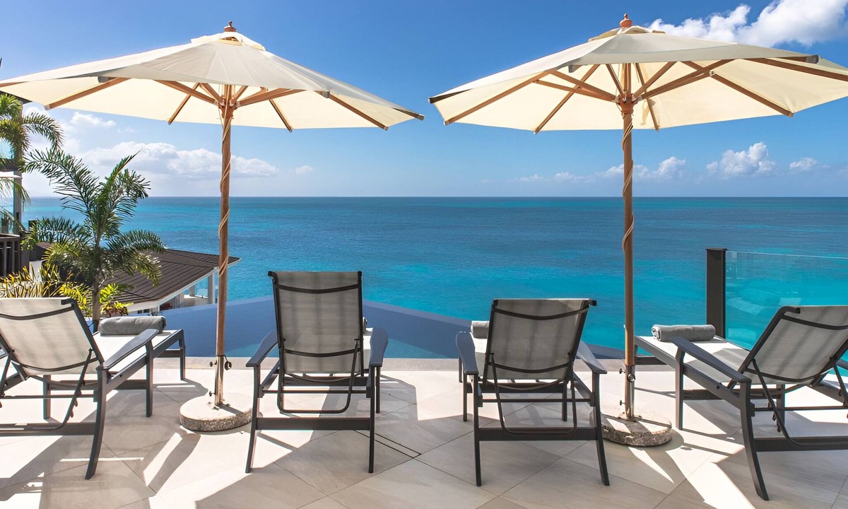 Fryes Beach Hotel | Oceanfront 4-Bed Villa | Steps from Ffryes Beach | Antigua