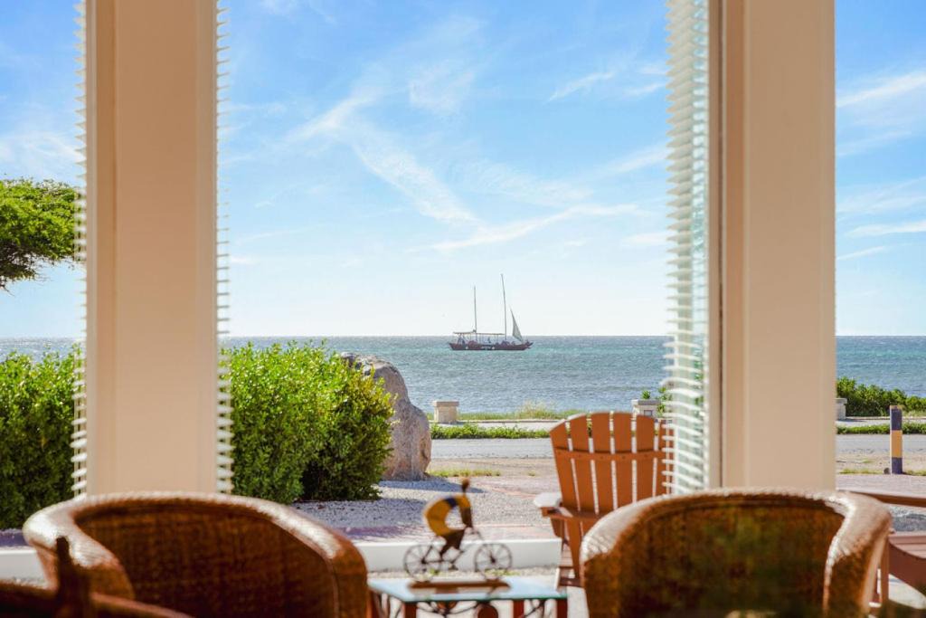 Malmok Apartment | Oceanfront 4BR Lux Villa Pool Full Ocean View