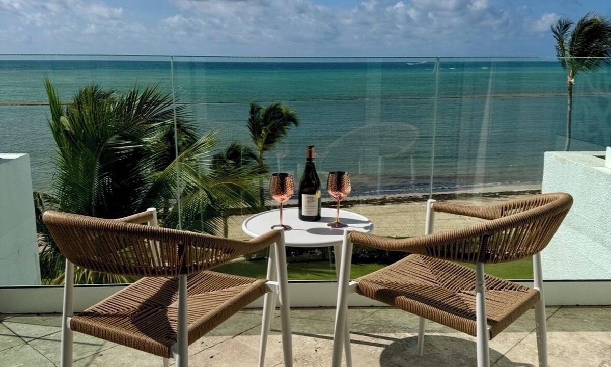 Punta Cana Village Apartment | OCEANFRONT Punta Palmera ~1 BR apt. with KITCHENETTE & Private Beach