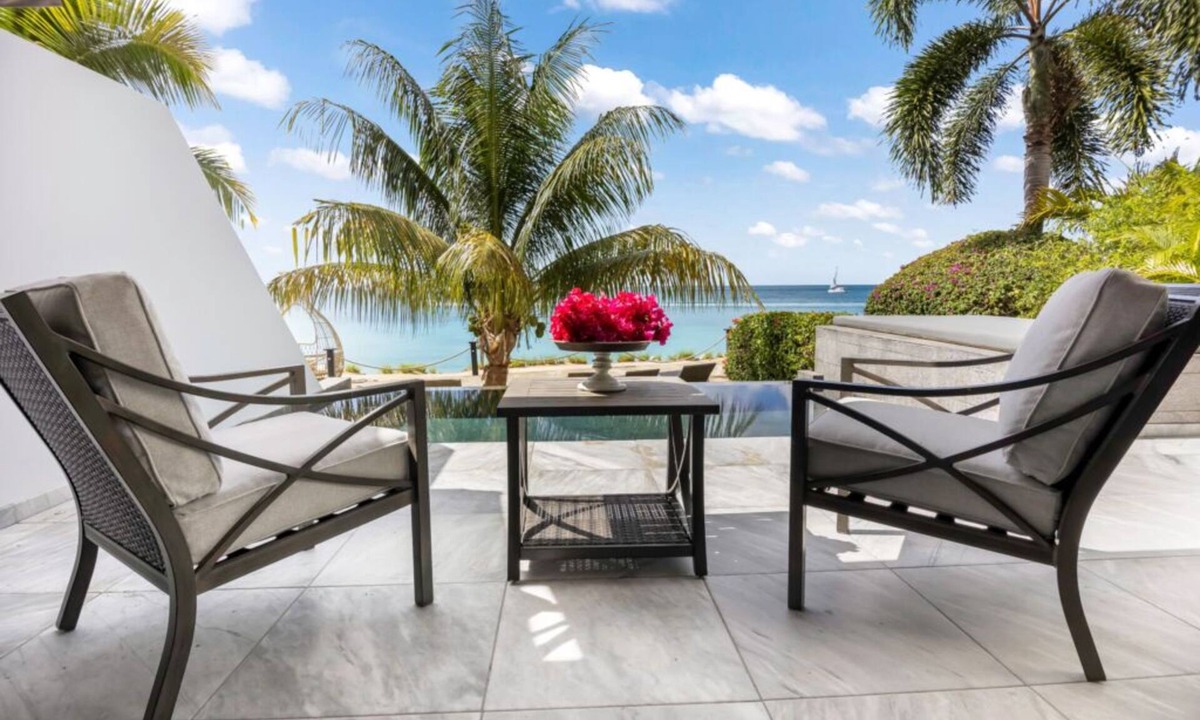 Fryes Beach Hotel | Oceanfront Villa | 1 Unit | Scenic Urlings, Antigua