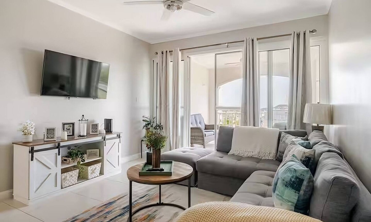 Claremont Condo | Ocho Rios Ocean Escape
