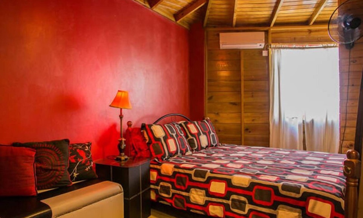Eastwood Park House | One32 Guest House