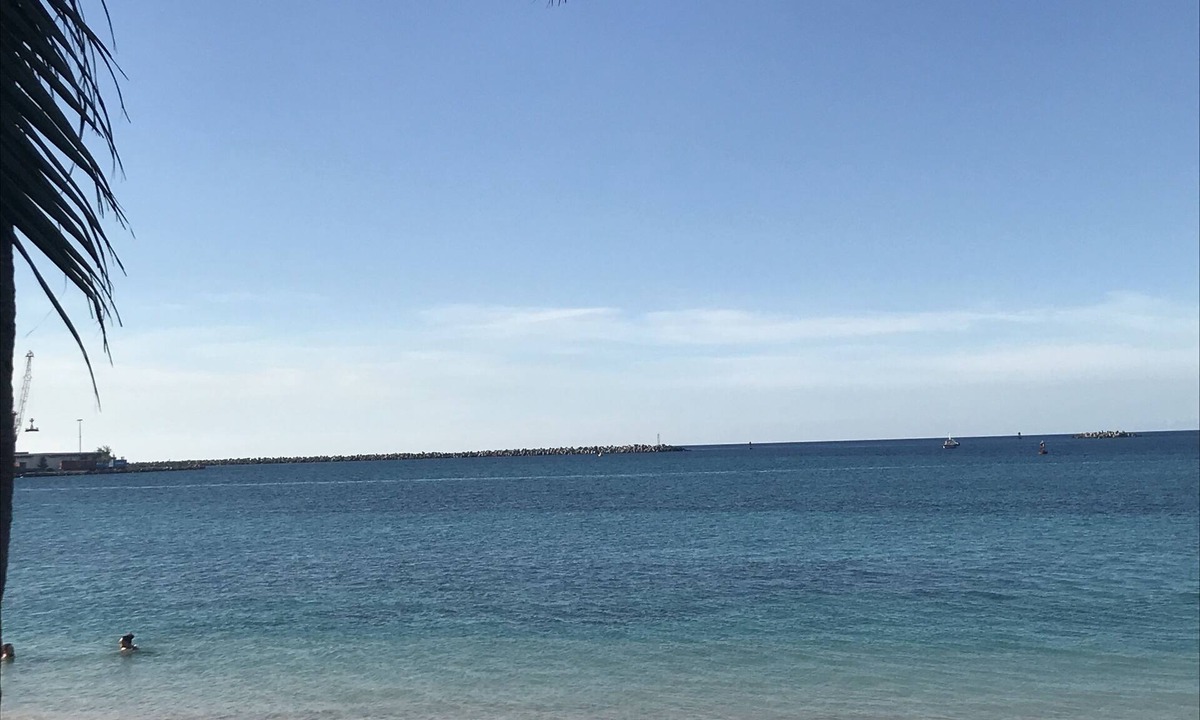 Nassau House | Palm Breeze Villa