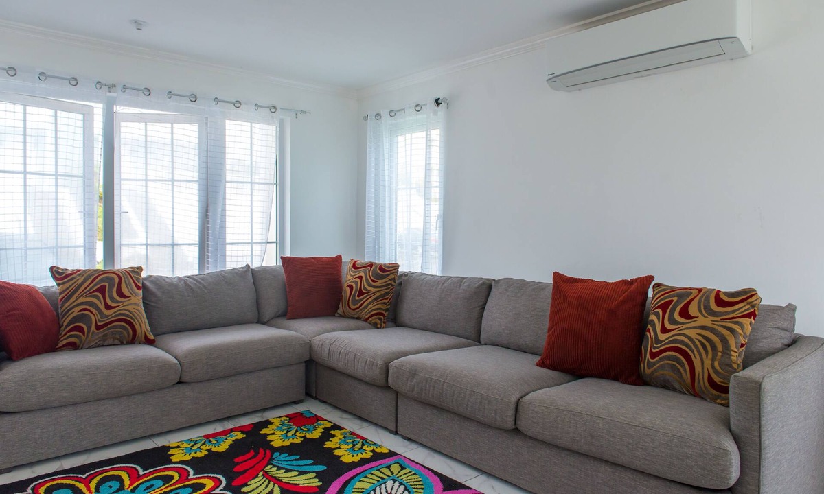 Orange Bay House | Paradise at Little Bay Cournty Club