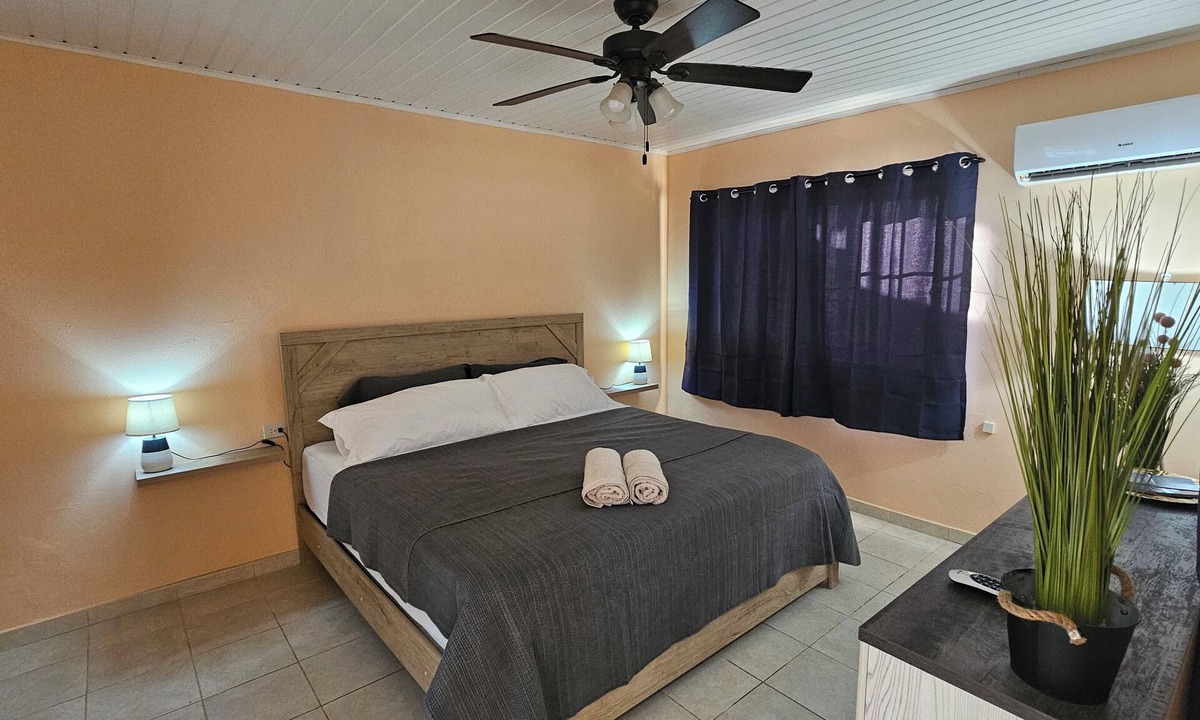 Oranjestad House | Paradise Nest