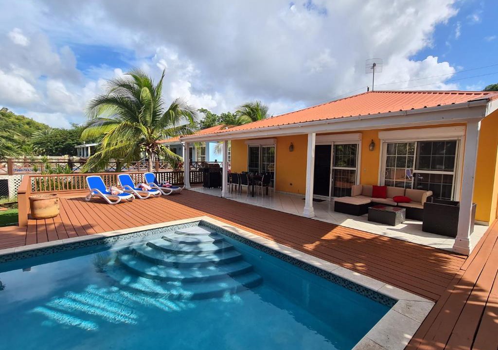 Jolly Harbour Villa | Pimento Villa - private villa and pool