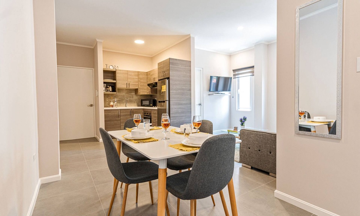 Oranjestad-West Apartment | PROMO 5% WEEKLY/10% MONTHLY DISnWalking distance to beach, and Renaissance Mall