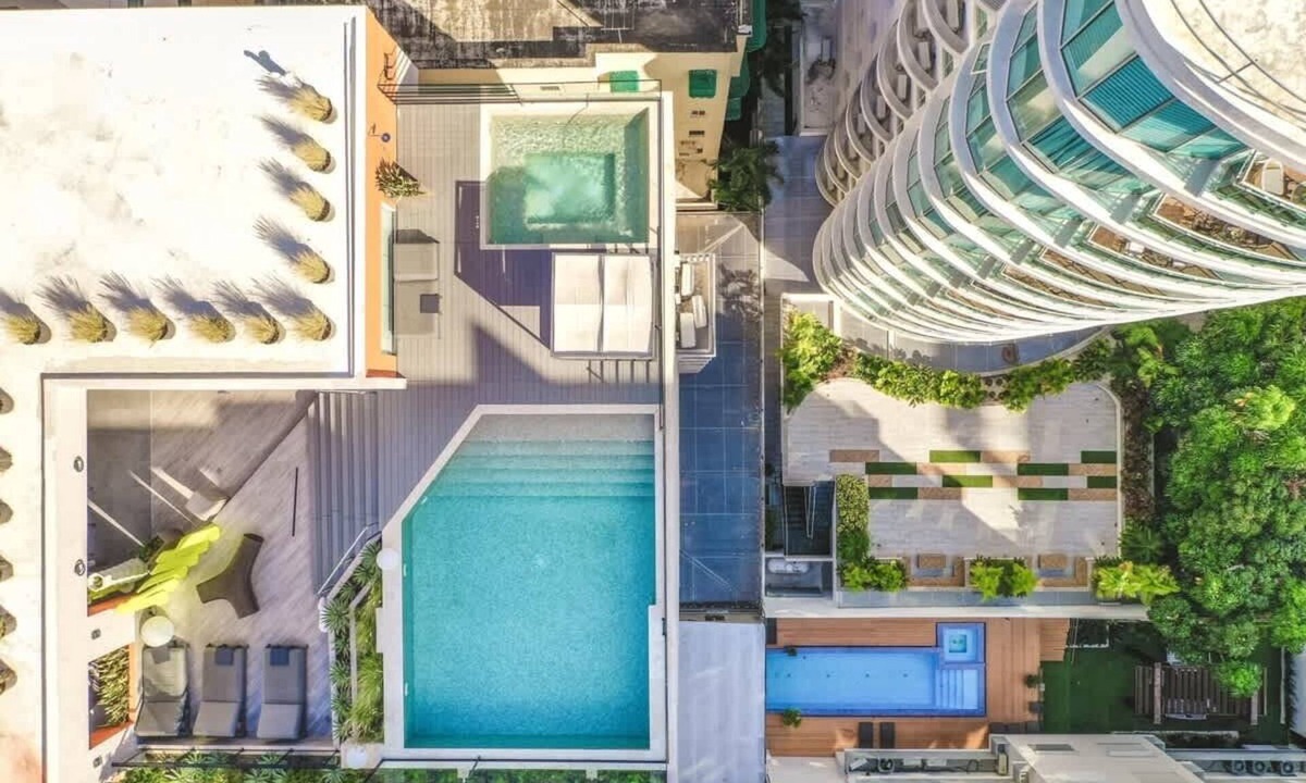 Downtown Santo Domingo Apartment | Regatta Living: Stylish Apartment with pool & gym