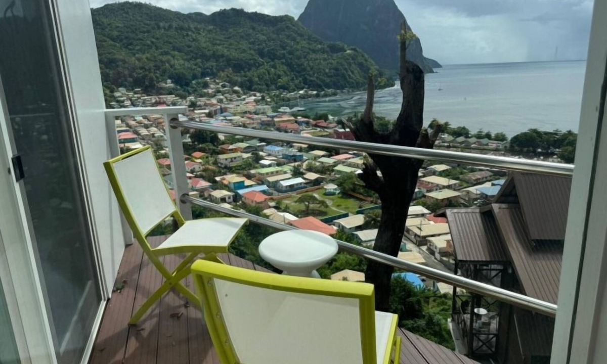 Soufriere Hotel | Relaxing views in Spacious W/Free Hearty Breakfast
