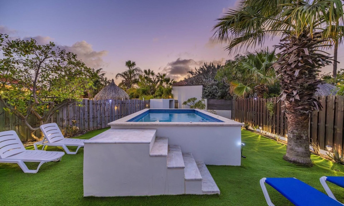 Bubali House | Renovated 3BR2BA w/Private Pool in Great Location