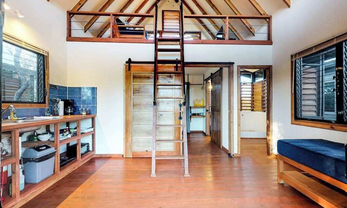 Surfside Cabin | Romantic cabana with veranda, hammock, partial AC & WiFi - walk to the beach