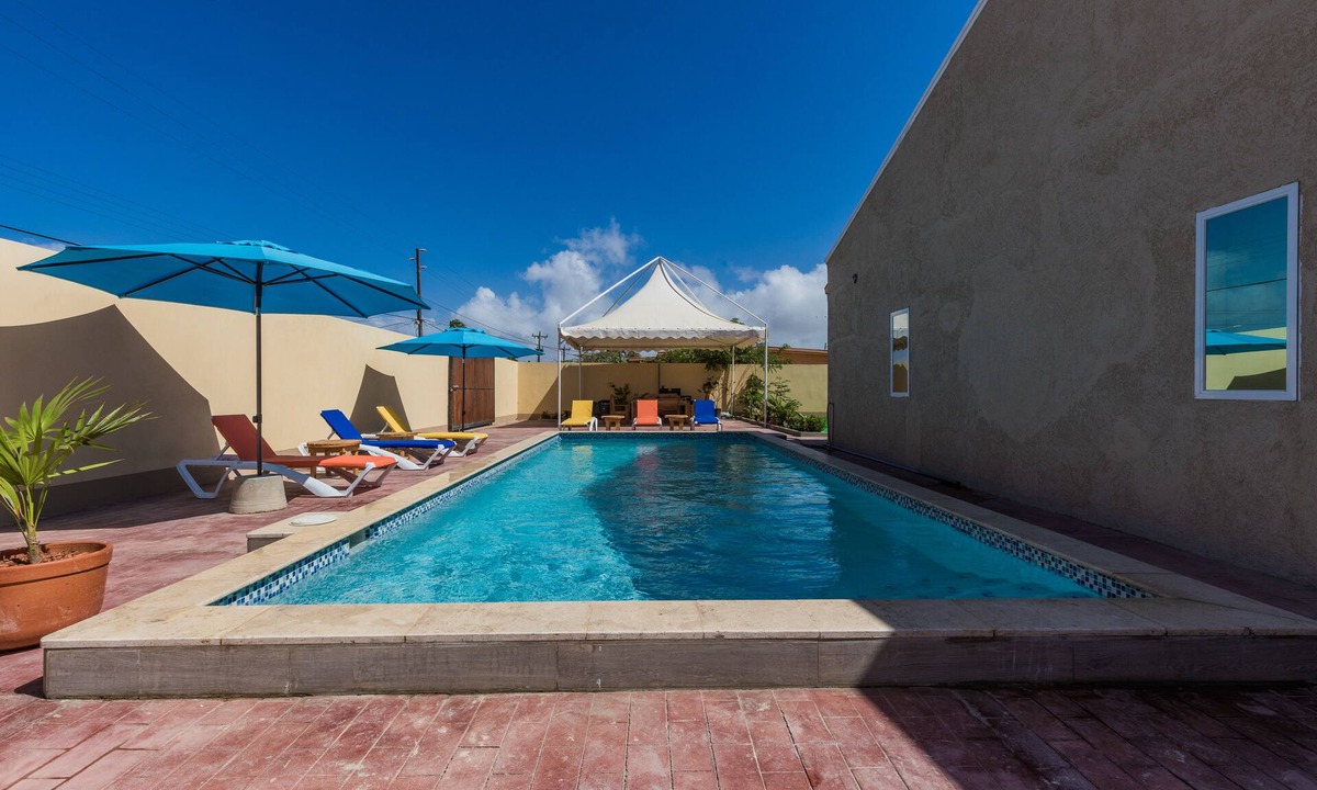 Opal Hotel | Rooi Santo Apartments