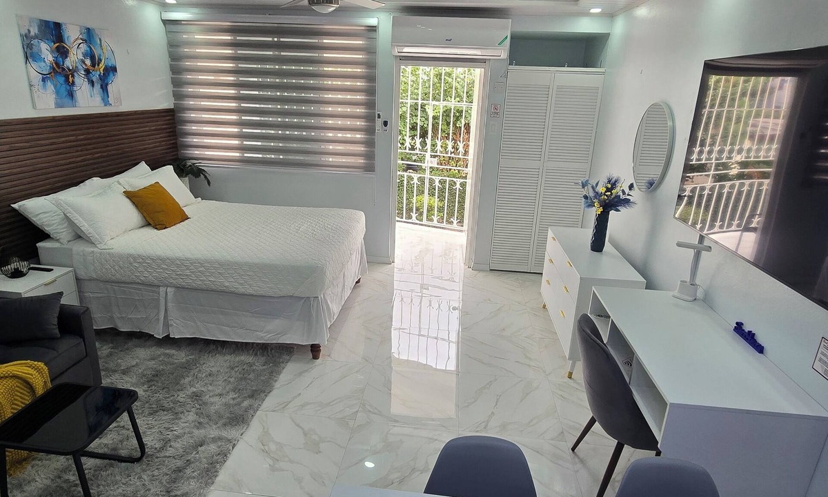 Camperdown Apartment | Safe Haven Studio apartment with AC in vibrant Kingston