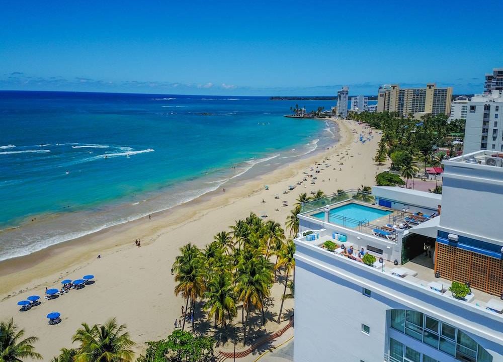 Isla Verde Hotel | San Juan Water and Beach Club